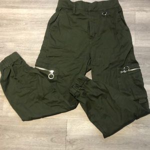5 for $20 cargo pants size XS